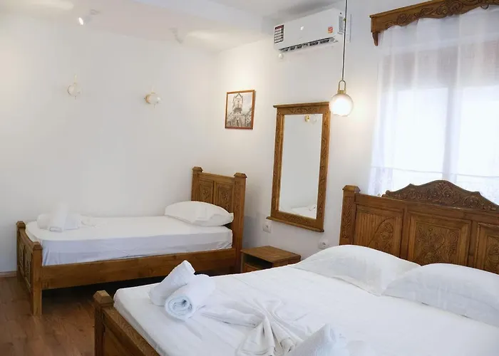 Marie 23 * Gjirokaster